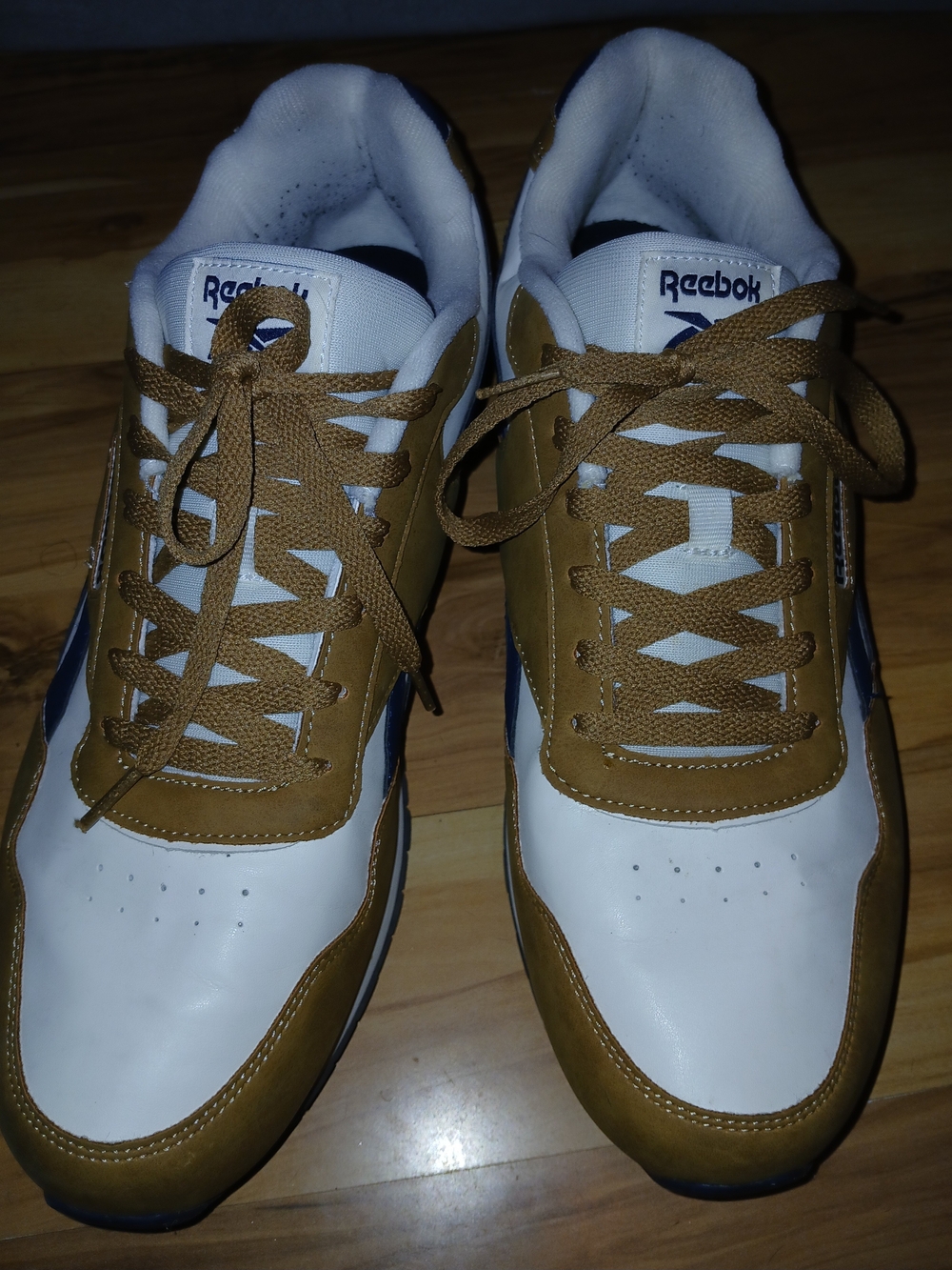Reebok Men's White and Tan Low-Top Sneakers